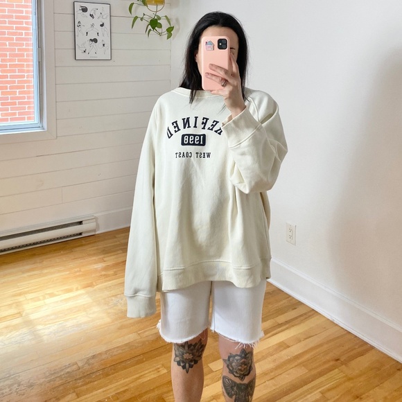 Vintage white denim shorts - Picture 2 of 6